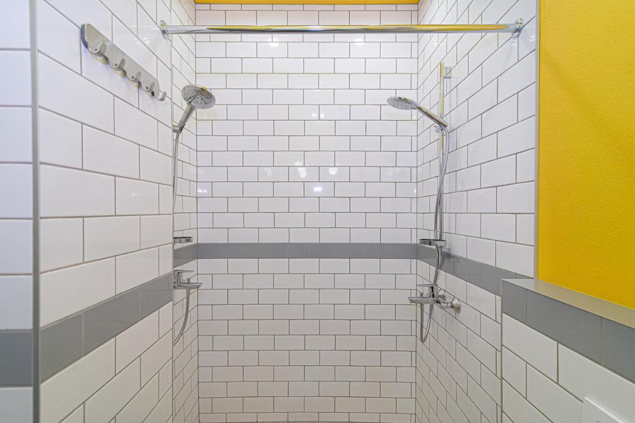 Modern Vilnius Old Town Apartment With Free Parking Luaran gambar