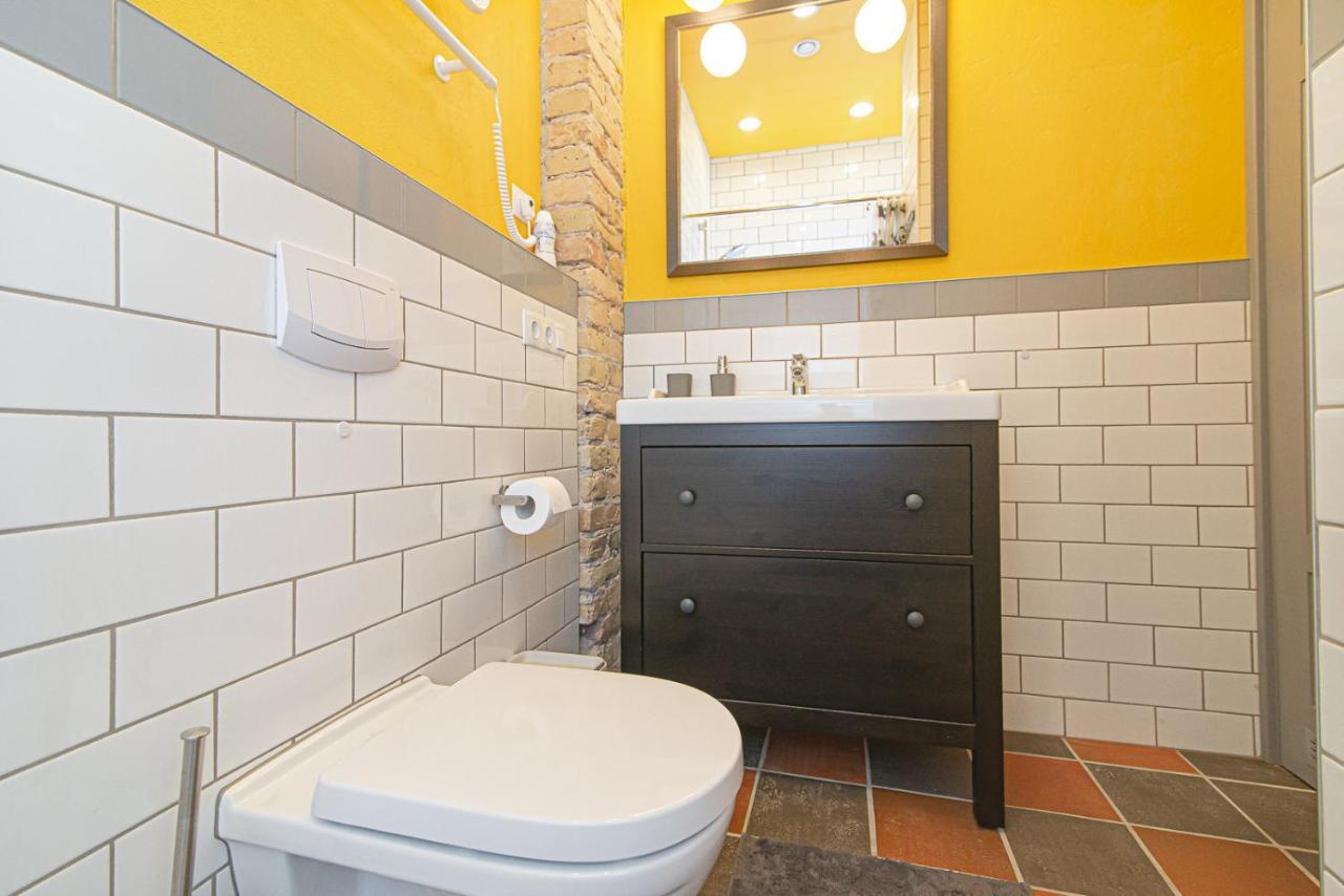 Modern Vilnius Old Town Apartment With Free Parking Luaran gambar